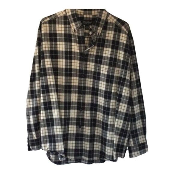Eddie Bauer Men’s Casual Button Down size XL - Picture 2 of 8